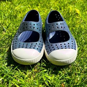 Native Jefferson Juniper Bling shoes 🩵